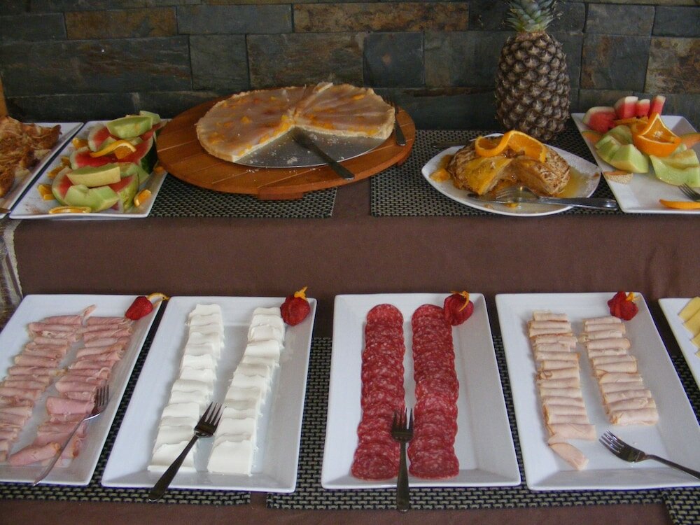 Фото Puerto Chico Hotel