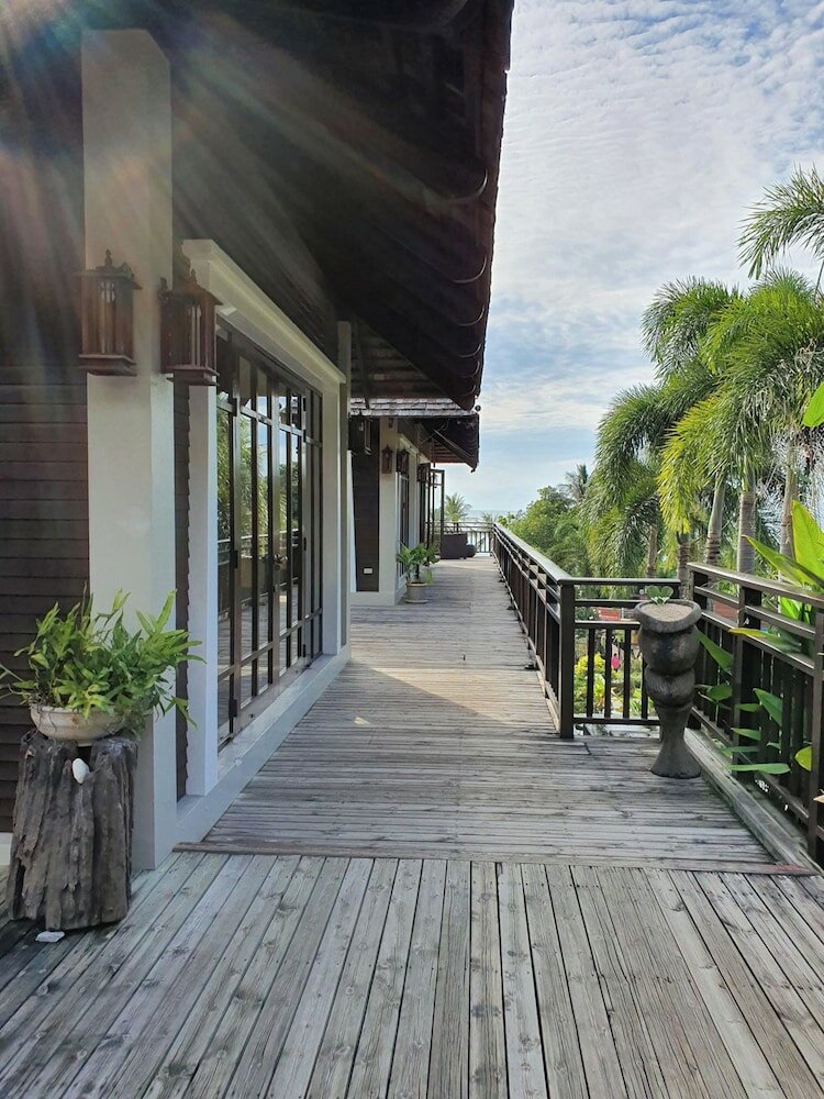 Фото Bhundhari Residence Koh Samui