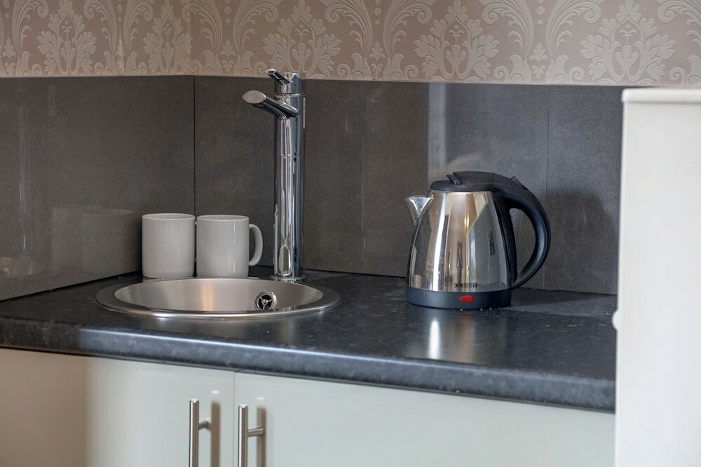 Фото Best Western Edinburgh South Braid Hills Hotel