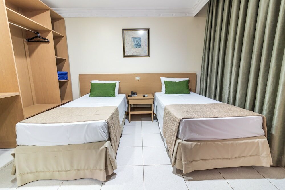 Фото Umuarama Plaza Hotel