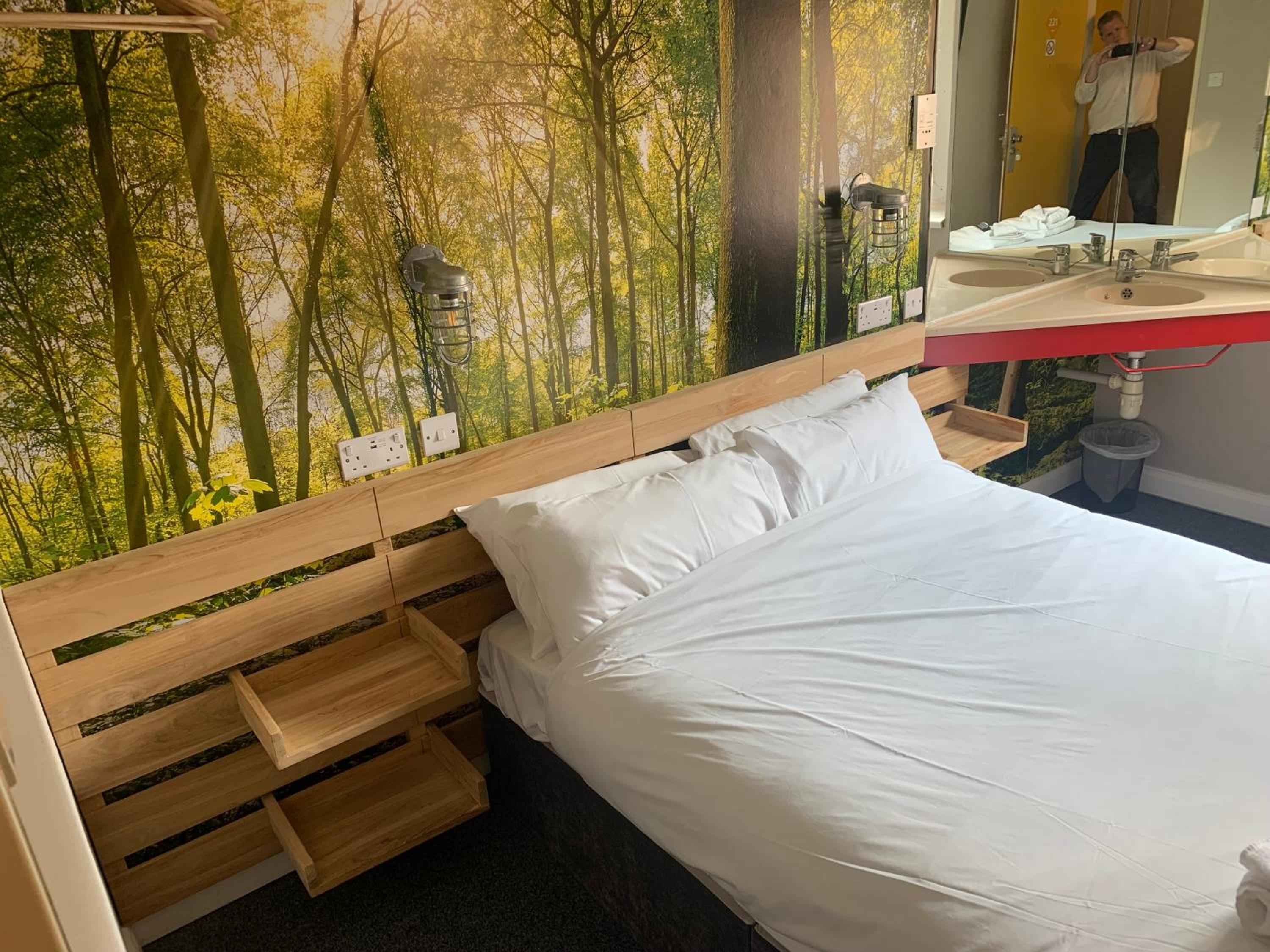 Фото Metro Inns Newcastle