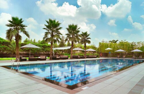 Внешний вид отеля Crowne Plaza Guangzhou Huadu, an Ihg Hotel в Гуанчжоу, фото 4