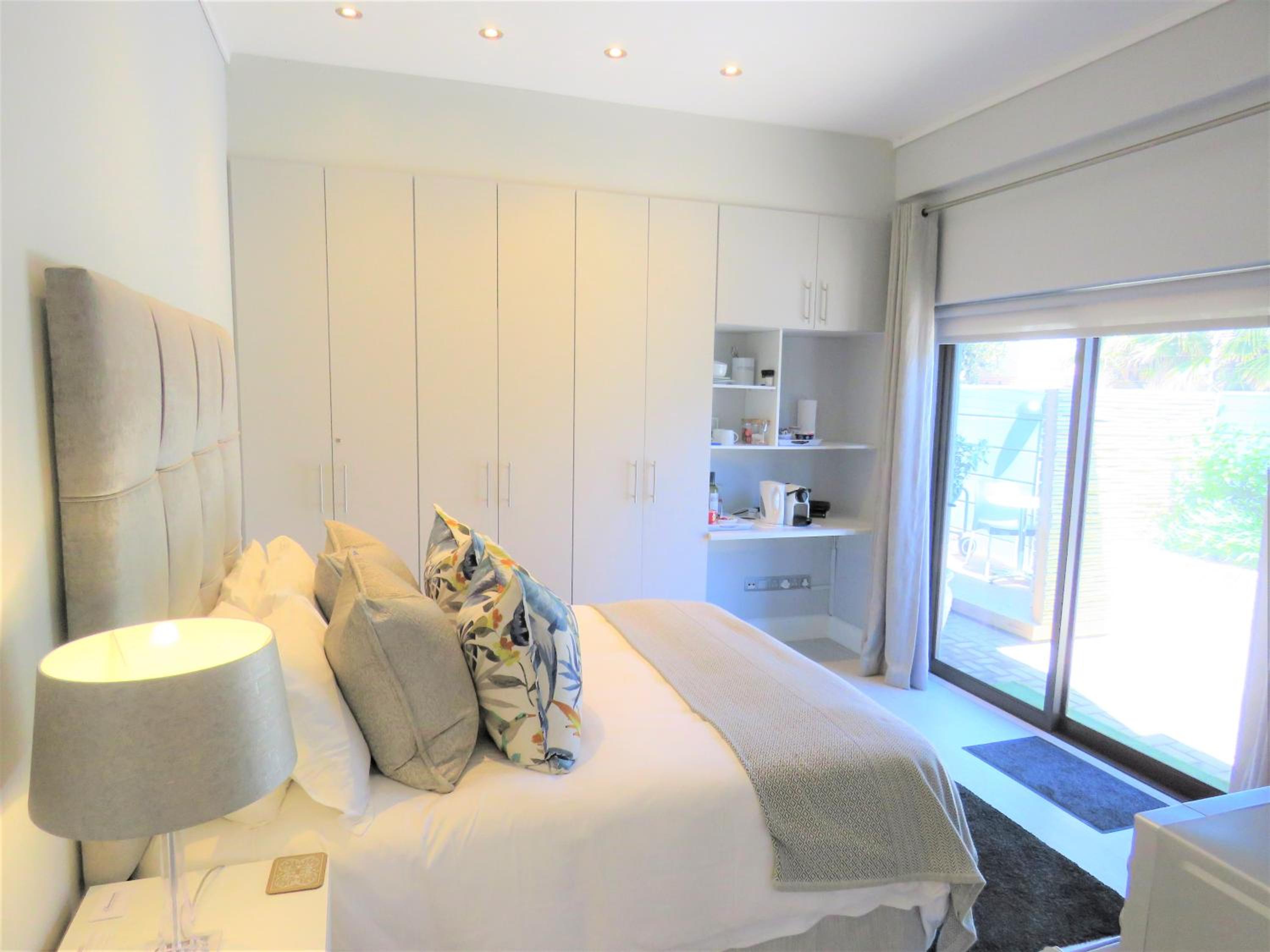 Фото Ocean Breeze Sunset Beach