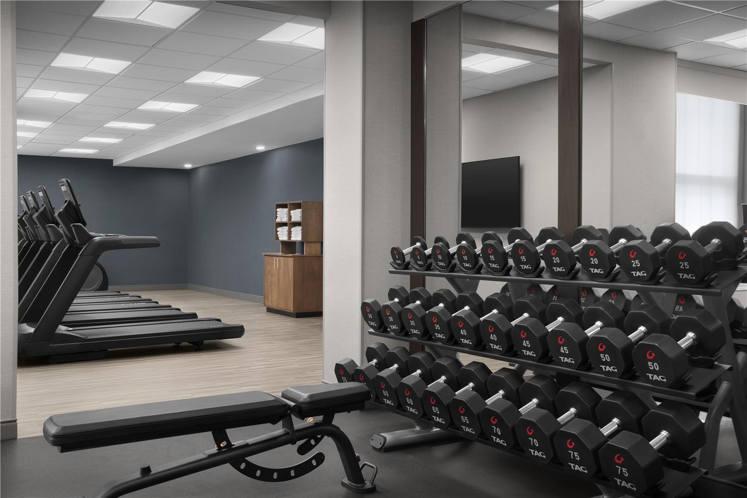 Фото Hampton Inn Indianapolis Downtown Across from Circle Centre