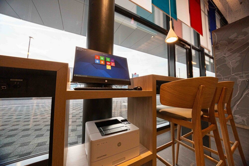 Фото Holiday Inn Express - Aarburg - Oftringen, an Ihg Hotel