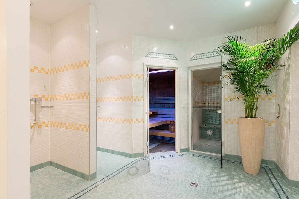 Фото Hotel Kaiserhof Wien