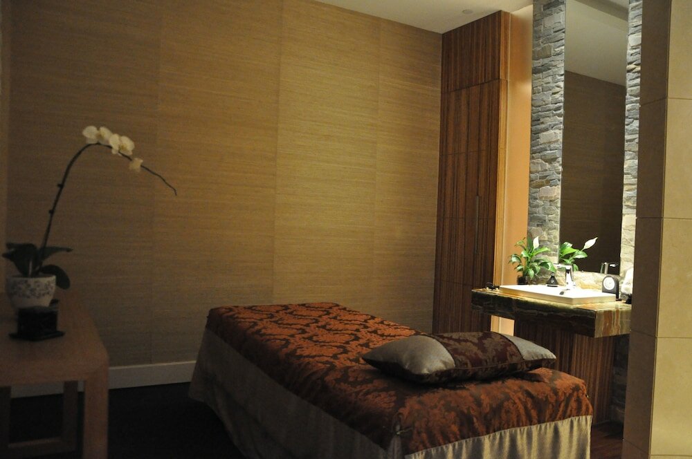 Фото The Westin Nanjing Xuanwu Lake