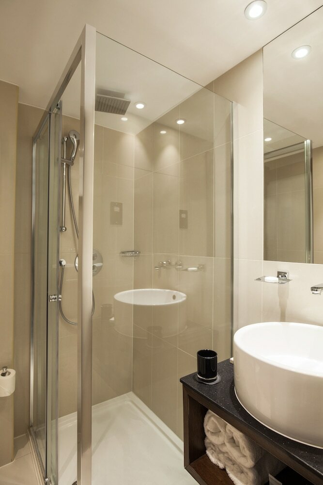 Фото Park Grand Paddington Court