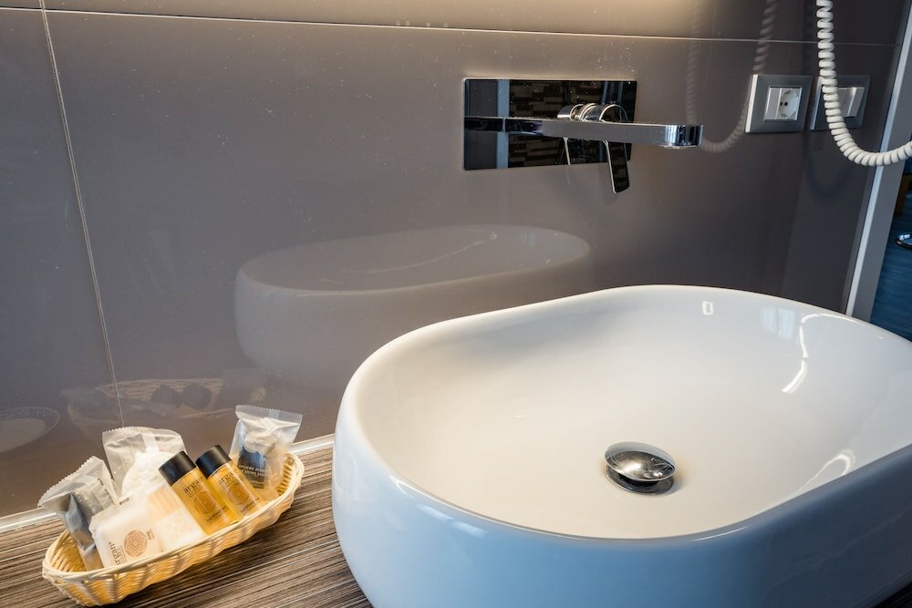 Фото Albergo Centrale Bologna