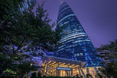Внешний вид отеля Four Seasons Hotel Guangzhou в Гуанчжоу, фото 1
