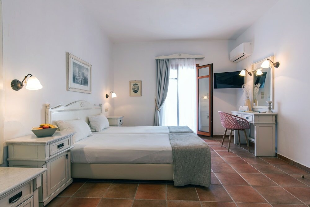 Фото Plaza Beach Hotel