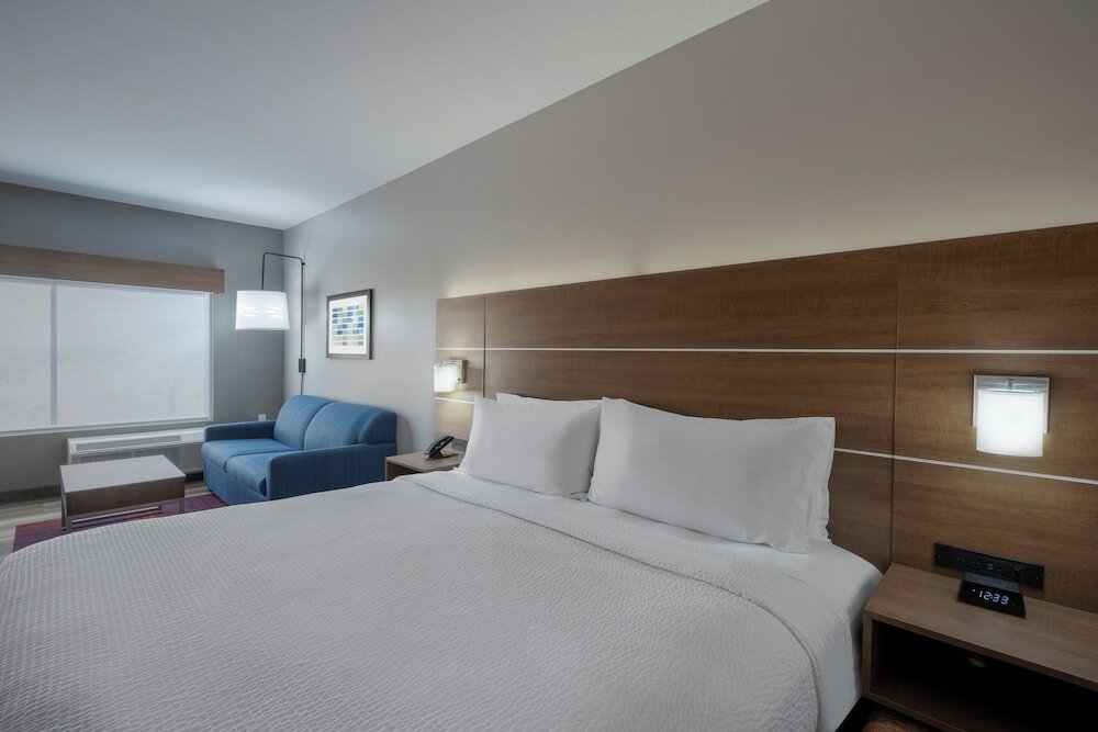 Фото Holiday Inn Express And Suites Gilbert Mesa Gateway Airport, an Ihg Hotel