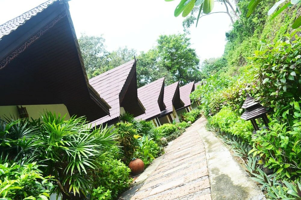 Фото Paradise Pearl Bungalow