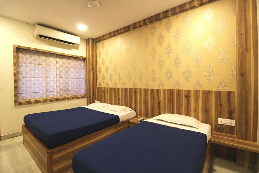 Фото Hotel Manickam Grand