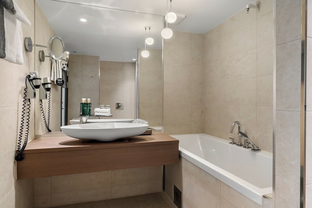 Фото Clarion Hotel Admiral