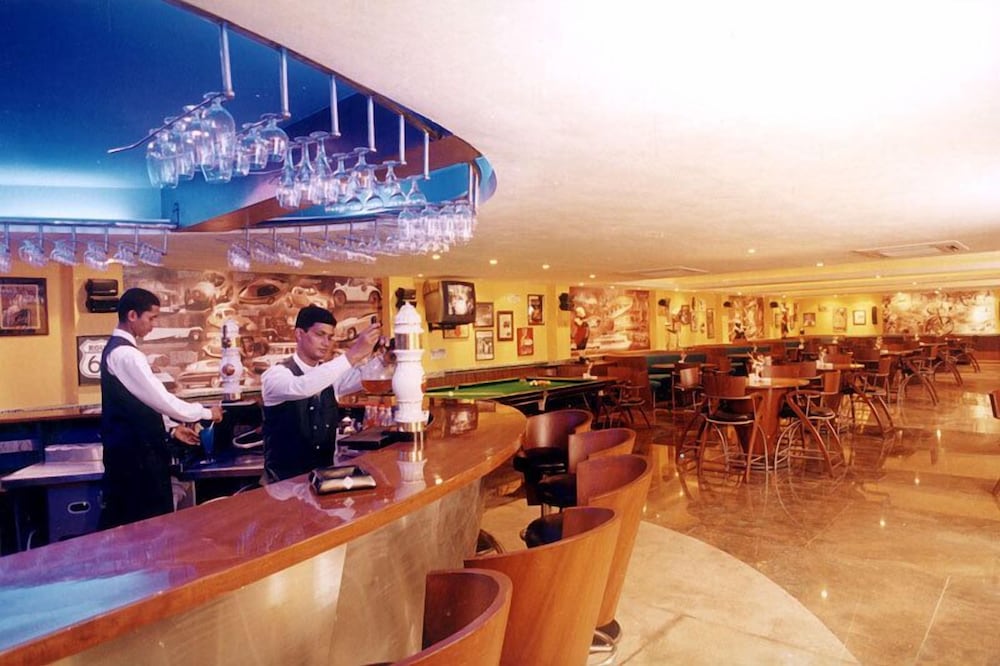 Фото Radha Regent