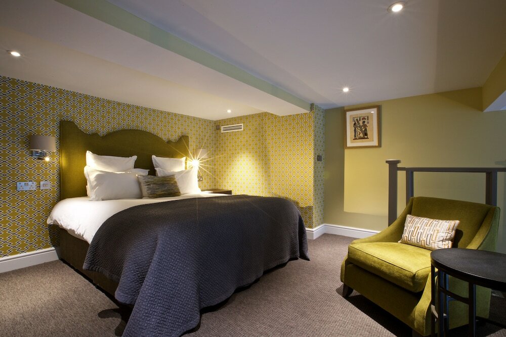 Фото 54 Queens Gate Hotel