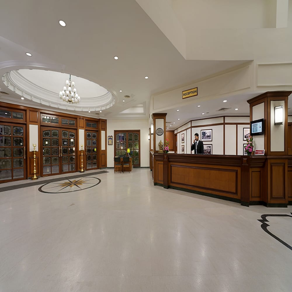 Фото Radha Regent