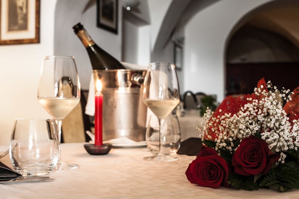 Фото Hotel Portici Romantik & Wellness