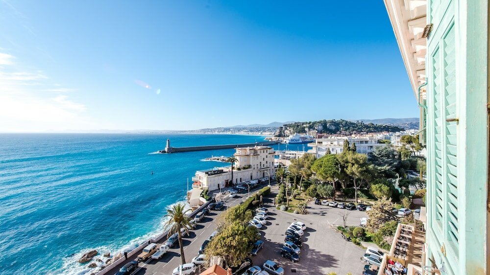 Фото Le Saint Paul Hotel