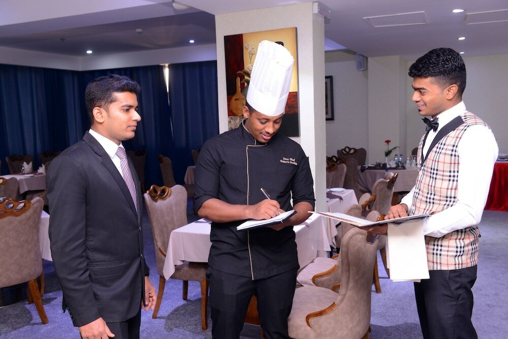 Фото Juffair Gate Hotel