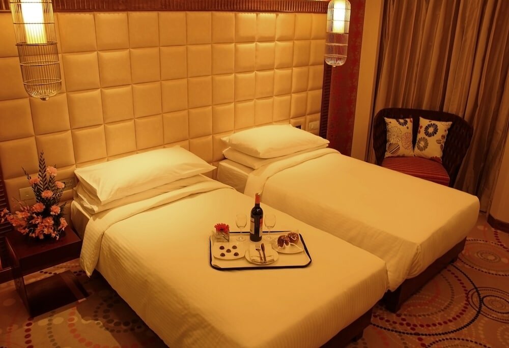 Фото The Metropolitan Hotel and SPA New Delhi