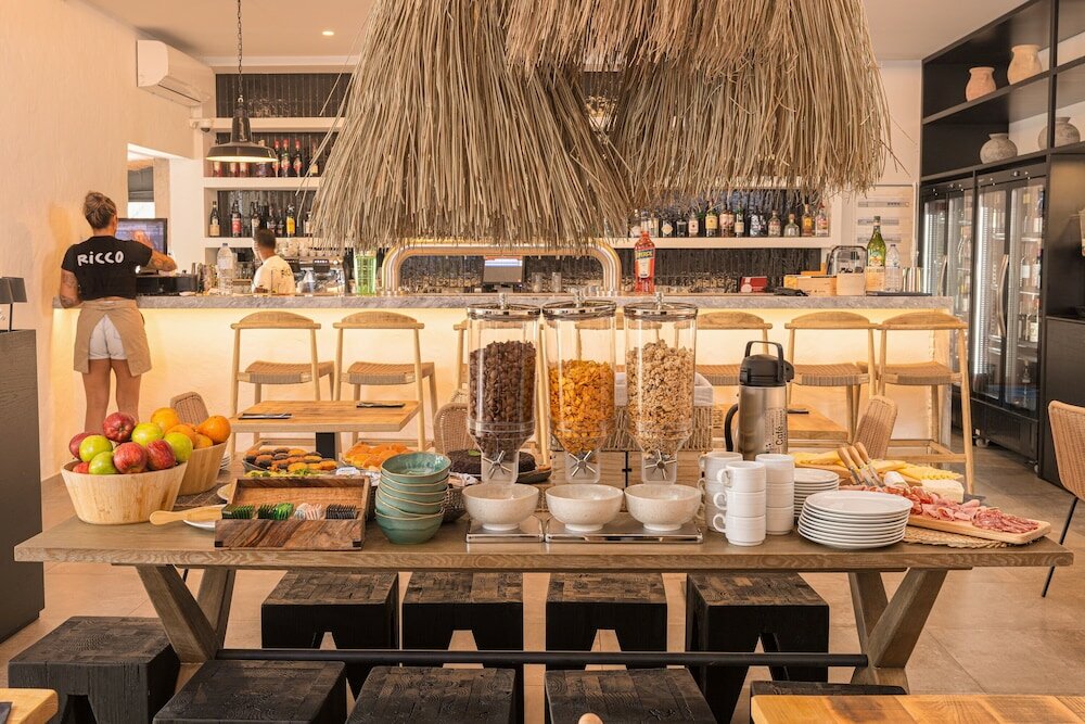 Фото Hotel Baltum