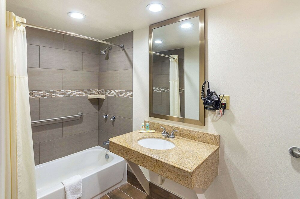 Фото Quality Inn