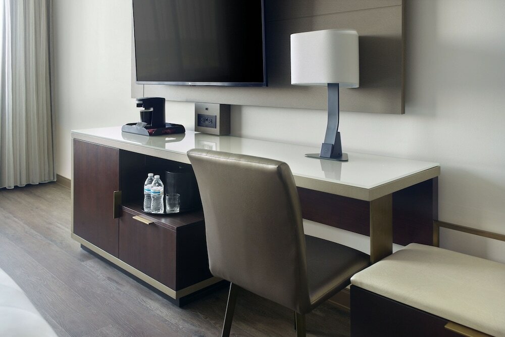 Фото Marriott Kansas City Overland Park