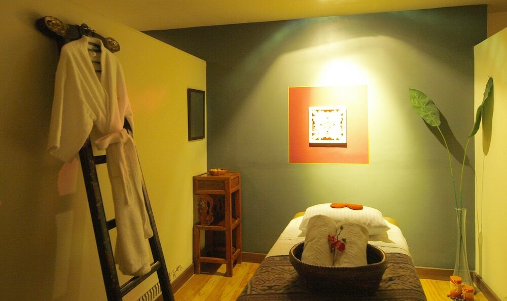 Фото The A. Venue Hotel