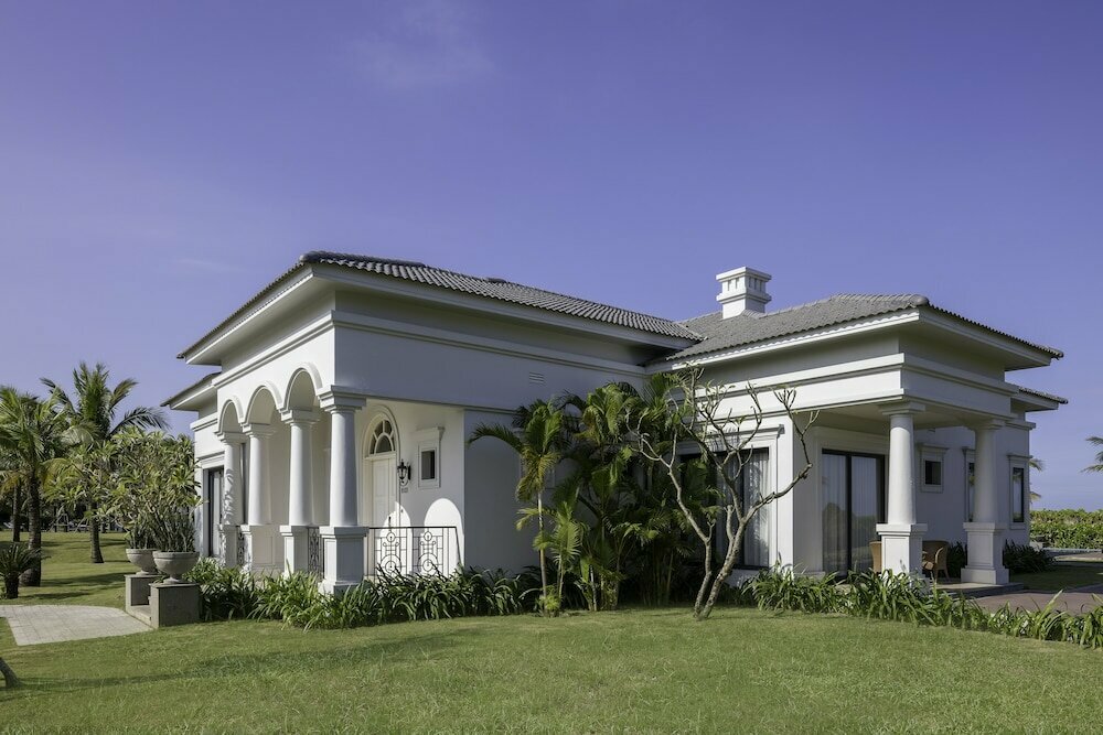 Hotel Melia Vinpearl Cua Hoi Beach Resort, Nghệ An Province, photo