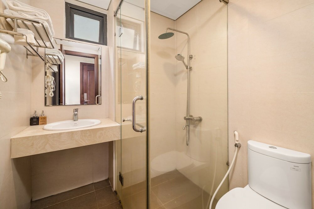 Фото Royal Charm Hotel