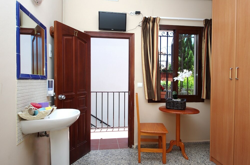 Фото Pension Aduar