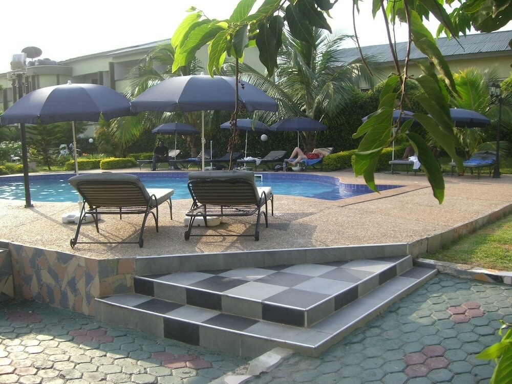 Фото Wadoma Royale Hotel
