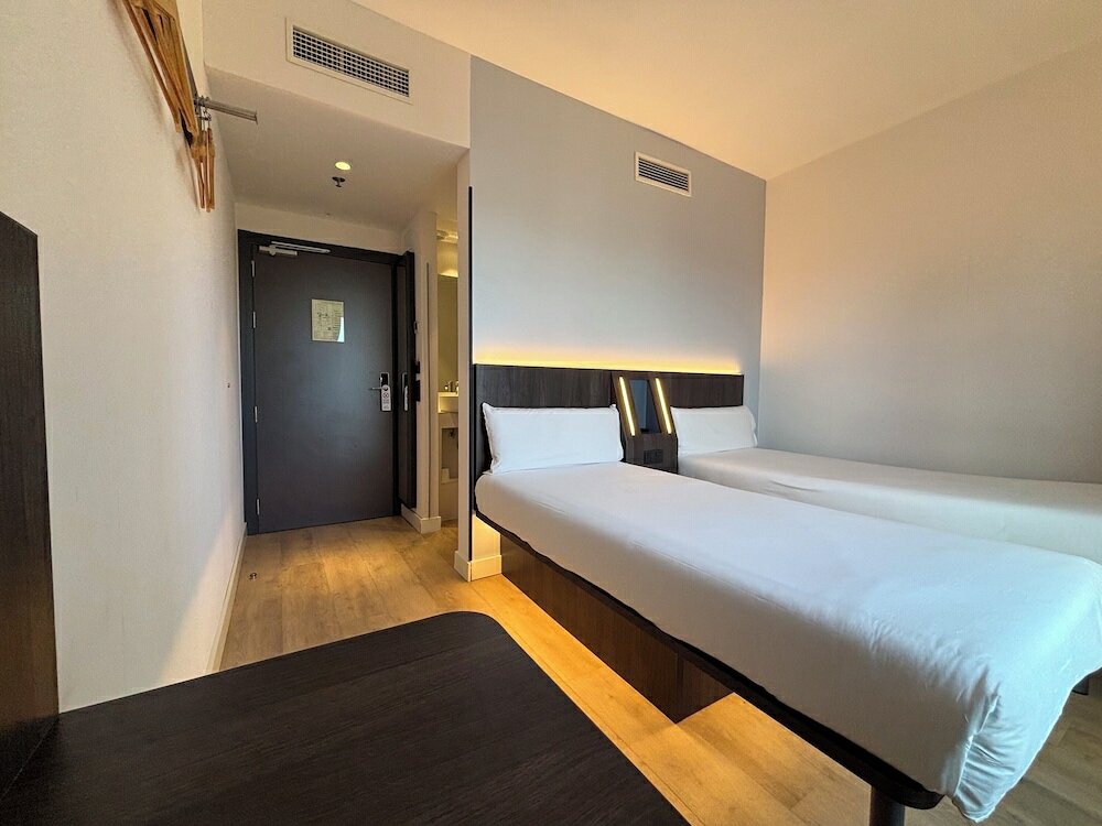 Фото EasyHotel Madrid Centro Atocha