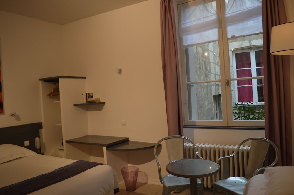 Фото Hotel La Marine