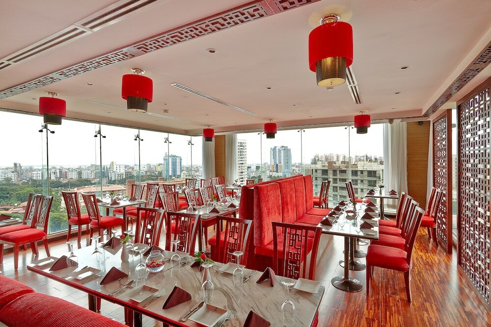 Фото Отель Six Seasons