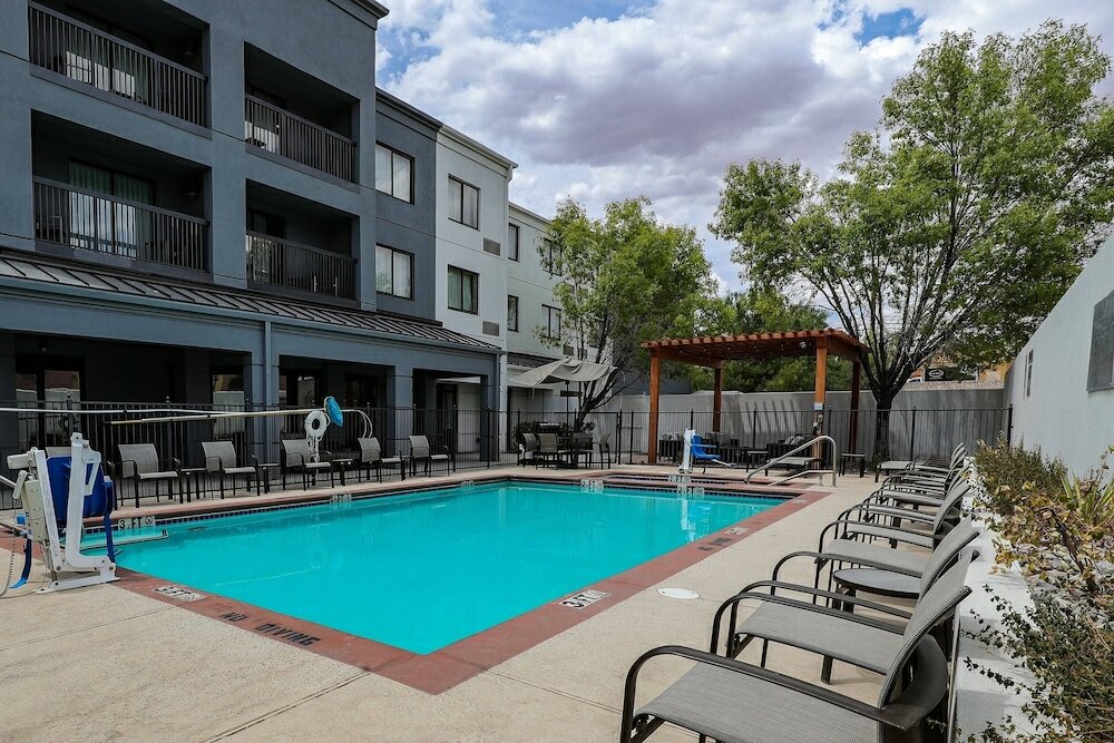 Фото Courtyard by Marriott El Paso Airport