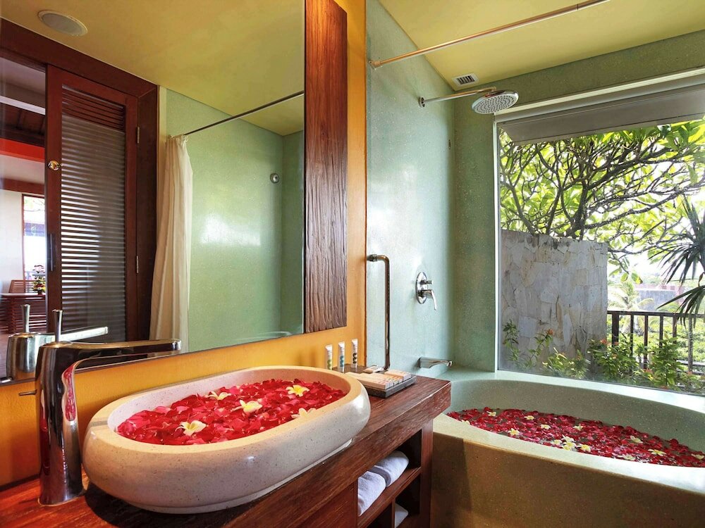 Фото Mercure Kuta Bali