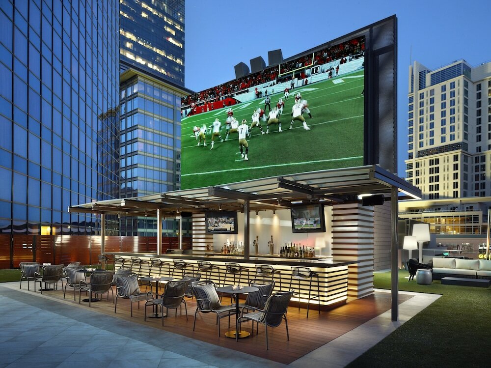 Фото Omni Charlotte Hotel