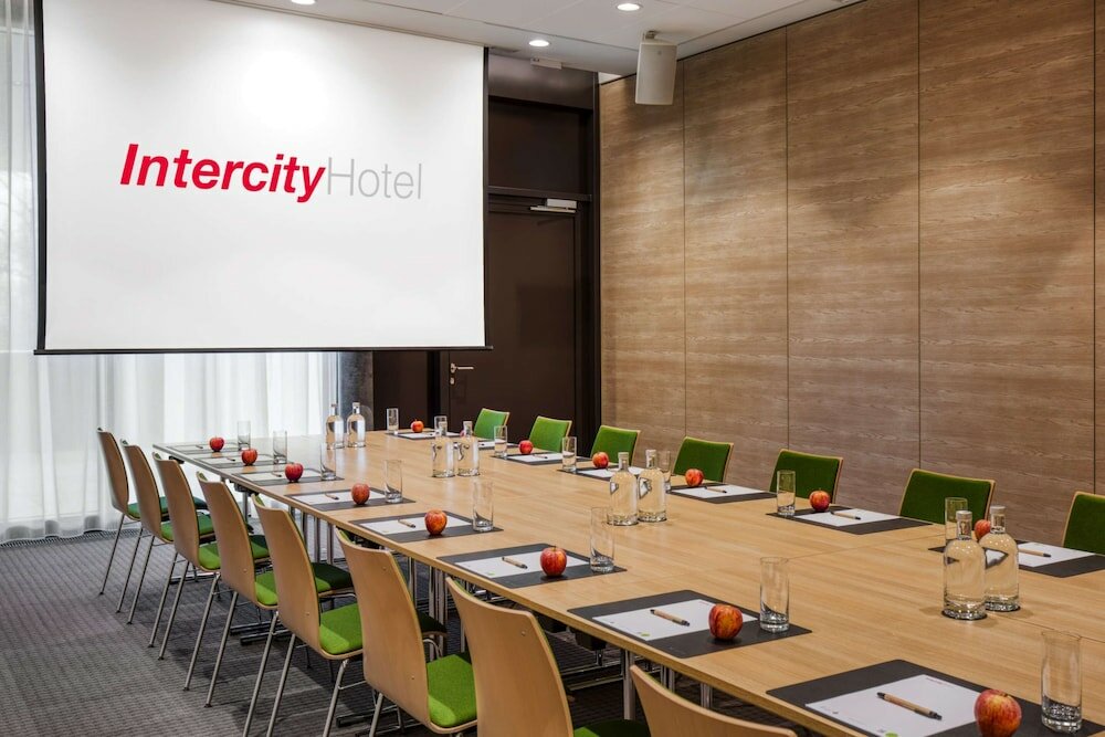 Фото IntercityHotel Zurich Airport