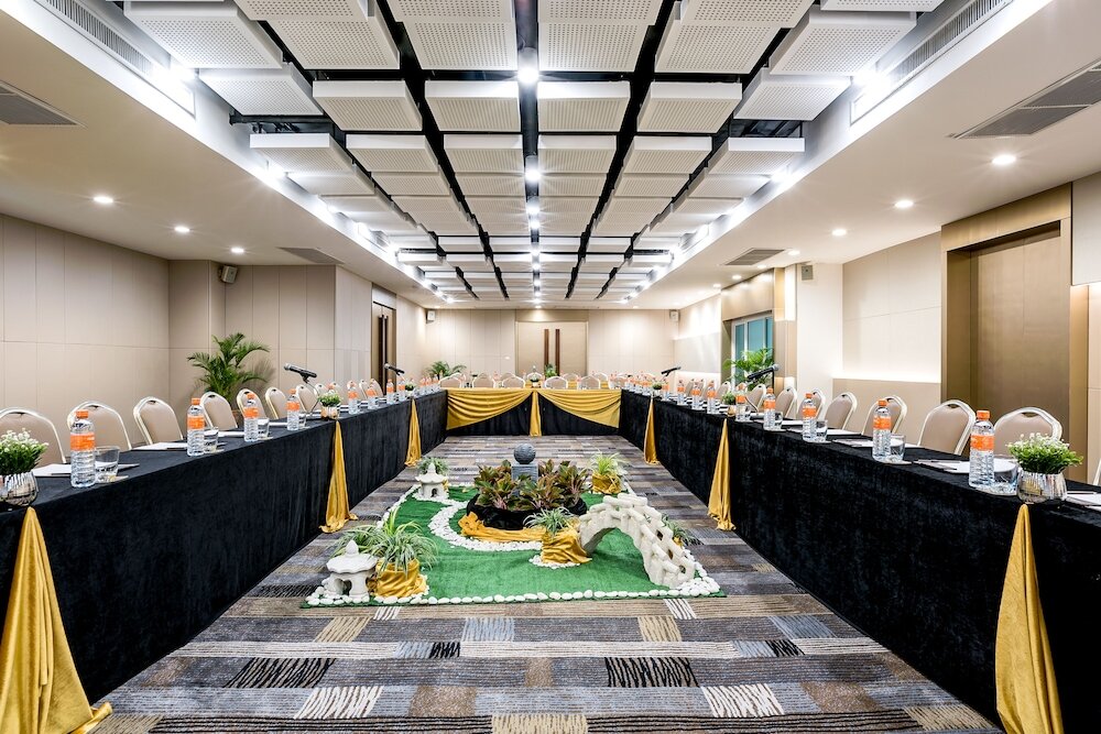 Фото Hotel J Pattaya