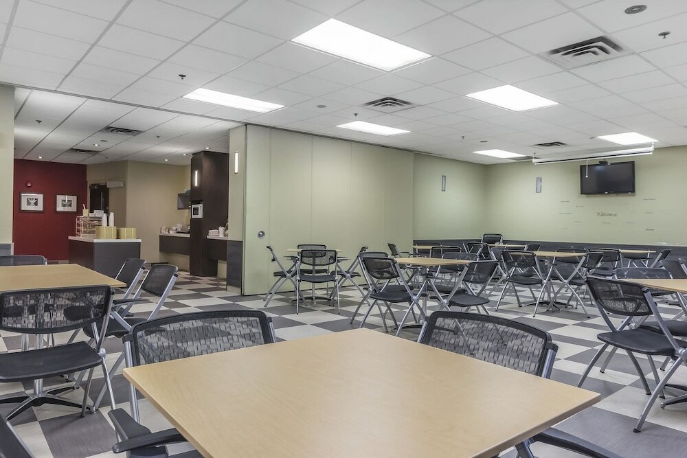 Фото Quality Hotel & Conference Centre