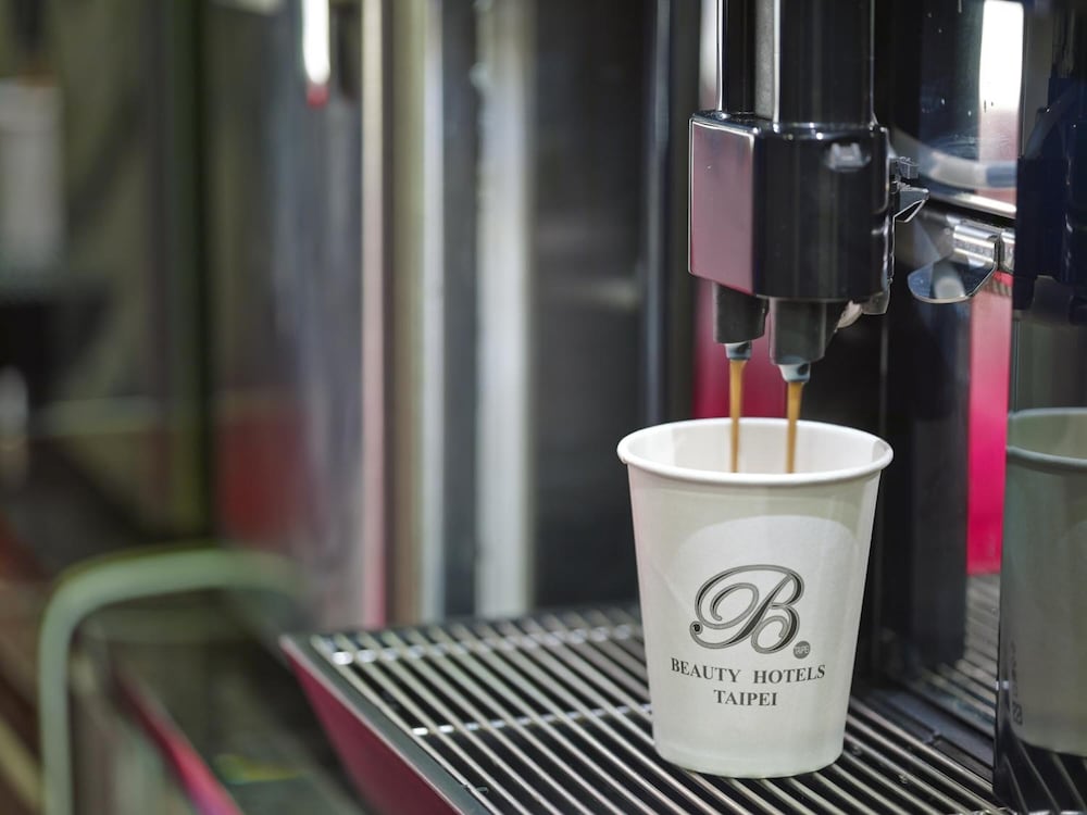 Фото Beauty Hotels Taipei - Hotel Bstay