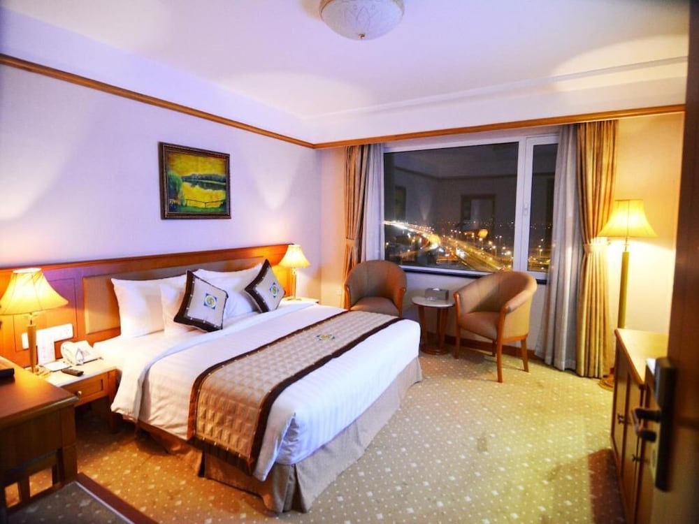 Фото A25 Luxury Hotel