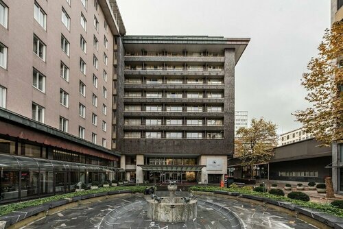 Внешний вид отеля Eurostars uHotel в Любляне, фото 1