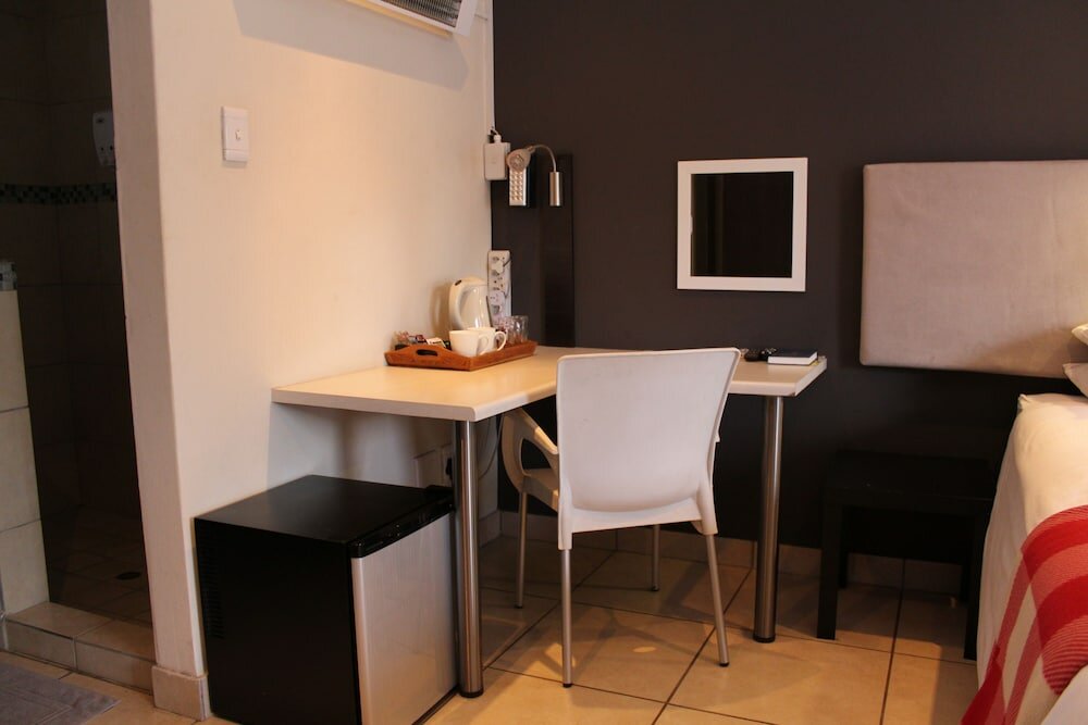 Фото 3Liebeloft Guest House