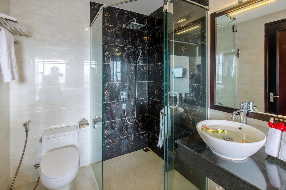 Фото Ocean Haven Hotel