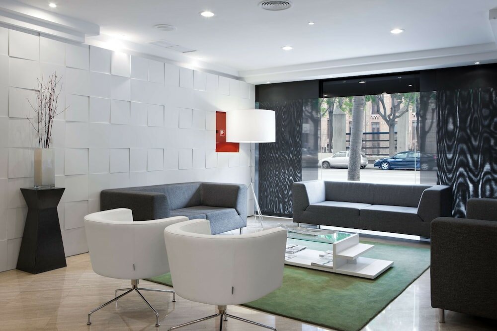 Фото Nh Barcelona Stadium