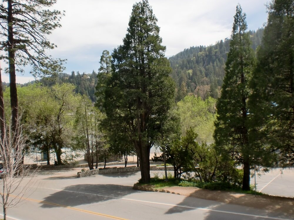 Фото The North Shore Inn